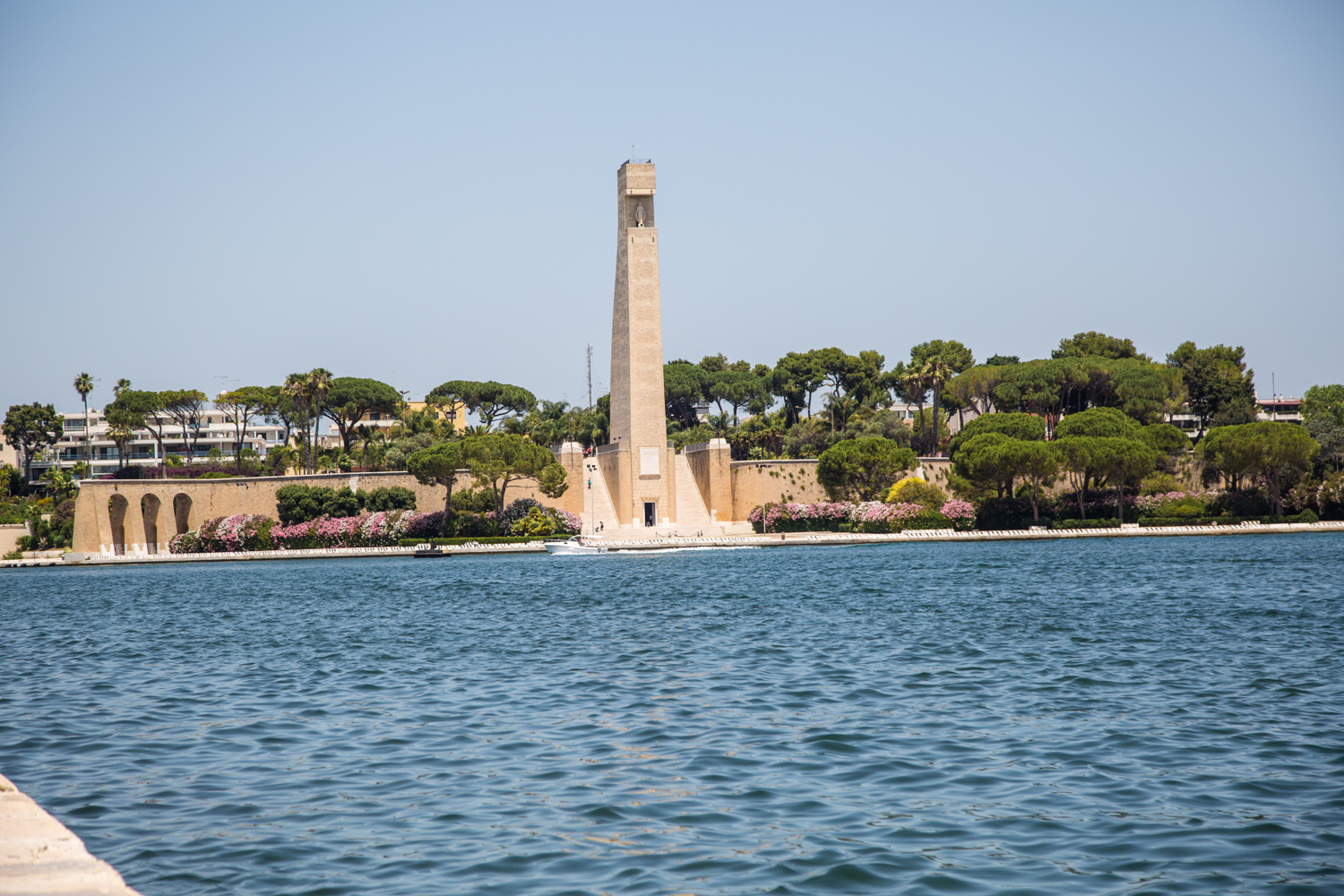 Hotel Executive Inn e dintorni vicino all'acqua